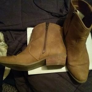 American eagle ankle boots
